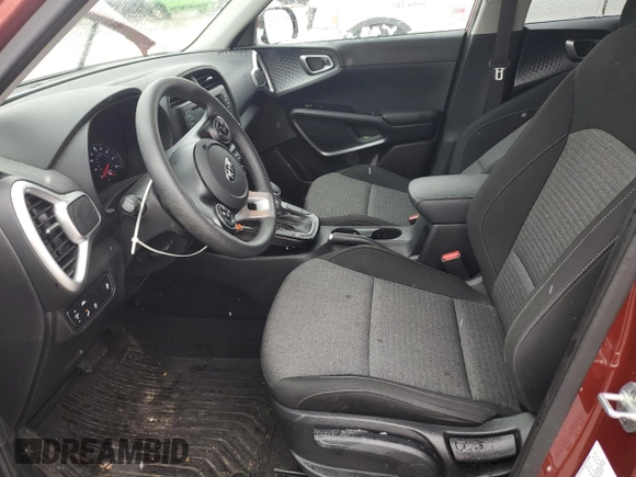 2020 Kia Soul S with VIN KNDJ23AU2L7102171, listed as a Copart auction lot 45152505 with 39,090 mi miles and Salvage Title. Bid and sale history available at carsss.com. Image 7.