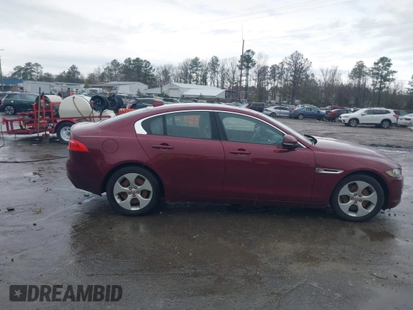 2017 Jaguar XE 25t z VIN SAJAR4BG5HA966931, wystawiony jako IAAI lot #41798260 z przebiegiem 147 422 mil mil oraz . Historia ofert i sprzedaży dostępna na DreamBid. Obrazek 13.