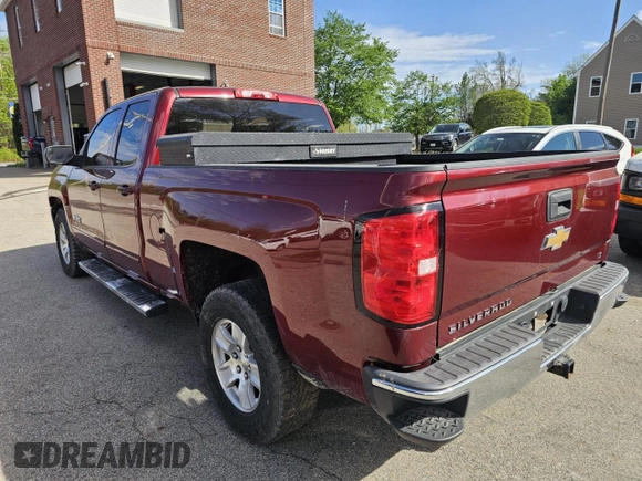 2017 Chevrolet Silverado 1500 LT with VIN 1GCRCREC3HZ249213, listed as a Copart auction lot 56705095 with 84,515 mi miles and Clean Title. Bid and sale history available at DreamBid. Image 3.