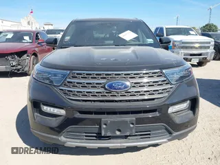 2022 Ford Explorer King Ranch z VIN 1FM5K8LCXNGA14552, wystawiony jako IAAI lot #40957270 z przebiegiem 50 460 mil mil oraz . Historia ofert i sprzedaży dostępna na DreamBid. Obrazek 13.