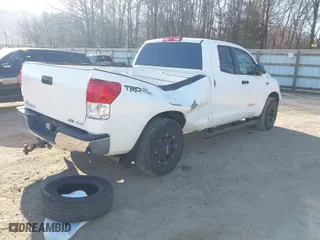 2013 Toyota Tundra 4WD Truck with VIN 5TFUW5F10DX308750, listed as a IAAI auction lot 41768677 with 84,026 mi miles. Bid and sale history available at carsss.com. Image 4.