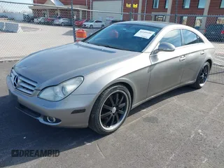 2006 Mercedes-Benz CLS-Class with VIN WDDDJ75X46A038174, listed as a IAAI auction lot 41249320 with 96,690 mi miles. Bid and sale history available at carsss.com. Image 2.