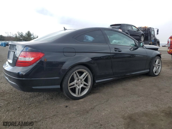 2013 Mercedes-Benz C-Class C 250 with VIN WDDGJ4HB3DG031478, listed as a Copart auction lot 50762935 with 121,000 mi miles and Salvage Title. Bid and sale history available at carsss.com. Image 3.