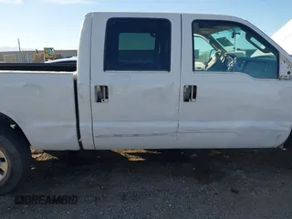 2008 Ford F-250 XL with VIN 1FTSW21R28EE33477, listed as a IAAI auction lot 41359324 with 248,497 mi miles. Bid and sale history available at carsss.com. Image 6.