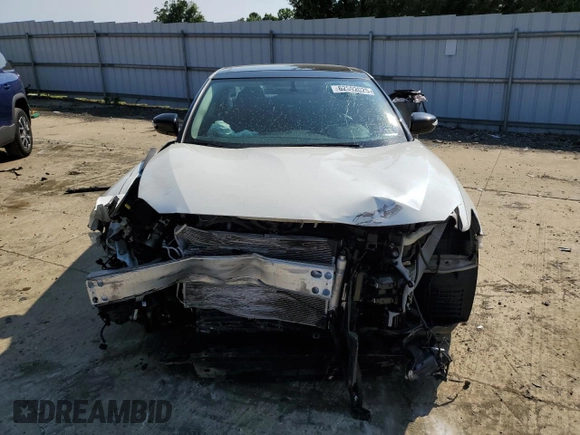 2017 Nissan Maxima SL with VIN 1N4AA6AP1HC376982, listed as a Copart auction lot 62592025 with 62,123 mi miles and Salvage title. Bid and sale history available at DreamBid. Image 5.