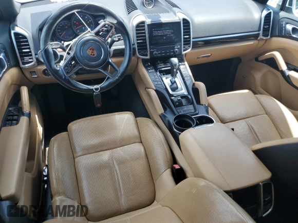 2018 Porsche Cayenne z VIN WP1AA2A26JKA02370, wystawiony jako Copart lot #59009385 z przebiegiem 87 050 mil mil oraz Czysty tytuł • Clean title. Historia ofert i sprzedaży dostępna na DreamBid. Obrazek 8.