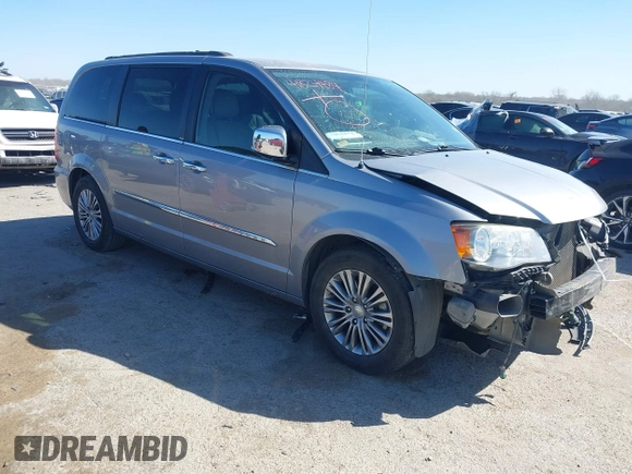2014 Chrysler Town & Country Touring-L with VIN 2C4RC1CG7ER234517, listed as a IAAI auction lot 41824484 with 190,245 mi miles. Bid and sale history available at carsss.com. Image 1.
