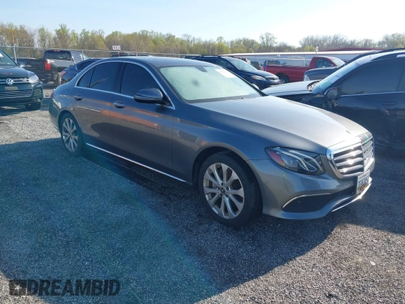 2017 Mercedes-Benz E 300 Luxury с VIN WDDZF4KB2HA228511, выставлен на аукционе IAAI как лот 42032270 с пробегом Не указан миль и . История ставок и продаж доступна на DreamBid. Изображение 1.