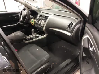 2015 Nissan Altima 2.5 with VIN 1N4AL3AP0FN894155, listed as a IAAI auction lot 41682914 with 150,200 mi miles. Bid and sale history available at carsss.com. Image 5.