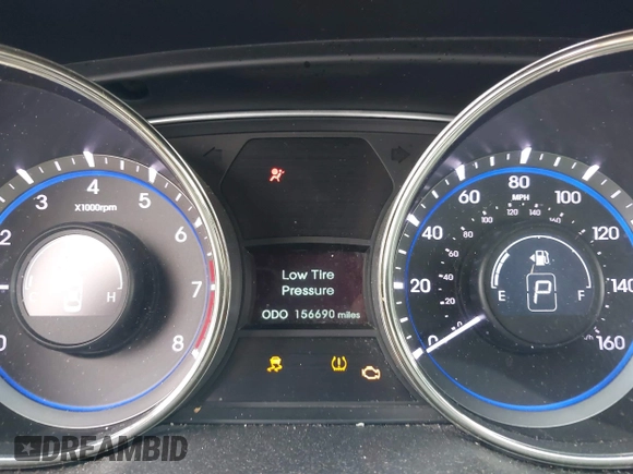 2012 Hyundai Sonata SE with VIN 5NPEC4AB6CH409728, listed as a IAAI auction lot 41938562 with 156,690 mi miles and . Bid and sale history available at carsss.com. Image 7.