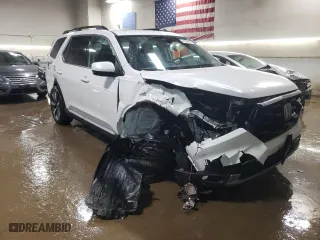 2023 Honda Pilot Elite with VIN 5FNYG1H89PB005675, listed as a Copart auction lot 44009895 with 35,514 mi miles and Salvage Title. Bid and sale history available at carsss.com. Image 4.