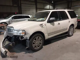 2007 Lincoln Navigator with VIN 5LMFU28517LJ02533, listed as a IAAI auction lot 41253859 with 130,930 mi miles. Bid and sale history available at carsss.com. Image 16.