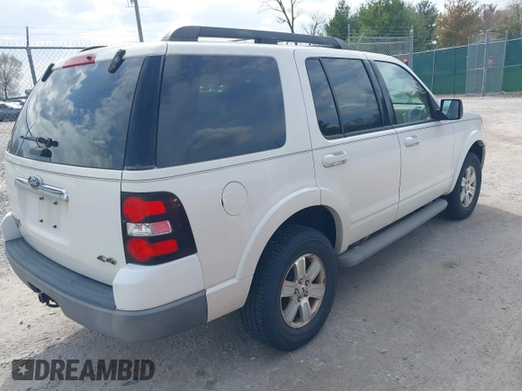 2010 Ford Explorer XLT with VIN 1FMEU7DE3AUA74981, listed as a IAAI auction lot 41890362 with 125,016 mi miles and . Bid and sale history available at DreamBid. Image 4.