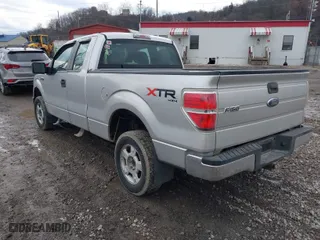 2010 Ford F-150 XL with VIN 1FTEX1E87AFB02867, listed as a IAAI auction lot 41657876 with 141,921 mi miles. Bid and sale history available at carsss.com. Image 3.