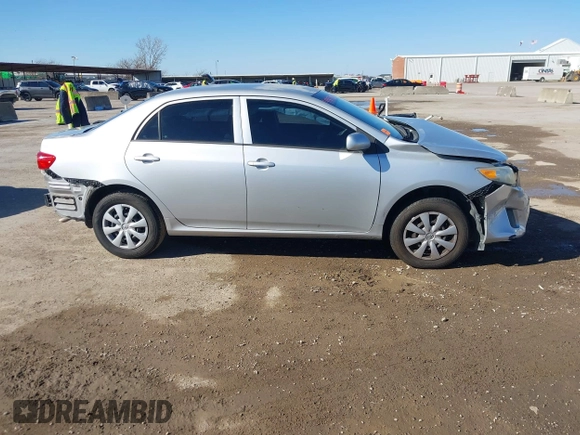 2013 Toyota Corolla L with VIN 5YFBU4EE4DP092105, listed as a IAAI auction lot 41477547 with 78,951 mi miles. Bid and sale history available at carsss.com. Image 14.