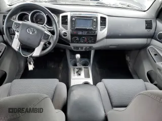 2014 Toyota Tacoma with VIN 3TMLU4EN8EM145918, listed as a Copart auction lot 60435105 with 121,046 mi miles and Salvage title. Bid and sale history available at DreamBid. Image 8.