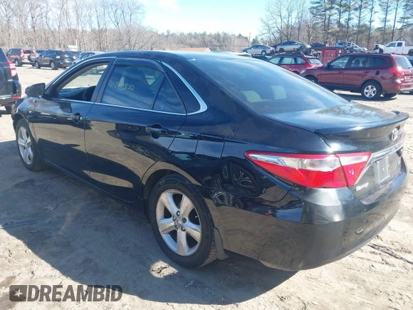 2017 Toyota Camry XLE with VIN 4T1BF1FK9HU272083, listed as a IAAI auction lot 41744530 with 152,458 mi miles. Bid and sale history available at carsss.com. Image 3.