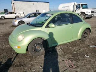 2003 Volkswagen New Beetle Coupe GL with VIN 3VWBK21C33M408241, listed as a Copart auction lot 42535165 with 186,602 mi miles and Salvage Title. Bid and sale history available at carsss.com. Image 1.