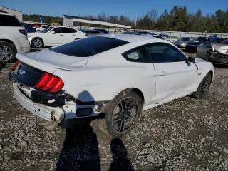 2019 Ford Mustang GT z VIN 1FA6P8CF2K5105624, wystawiony jako Copart lot #41497195 z przebiegiem 84 984 mil mil oraz Szkody całkowita. Historia ofert i sprzedaży dostępna na DreamBid. Obrazek 3.