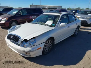 2004 Hyundai Sonata GLS with VIN KMHWF35H34A971076, listed as a IAAI auction lot 41817272 with 125,278 mi miles. Bid and sale history available at carsss.com. Image 17.