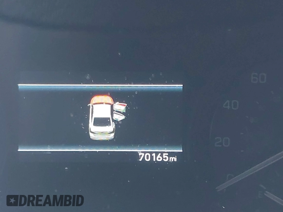 2018 Genesis G80 3.8L z VIN KMHGN4JEXJU283935, wystawiony jako IAAI lot #41750441 z przebiegiem 70 165 mil mil oraz . Historia ofert i sprzedaży dostępna na DreamBid. Obrazek 15.