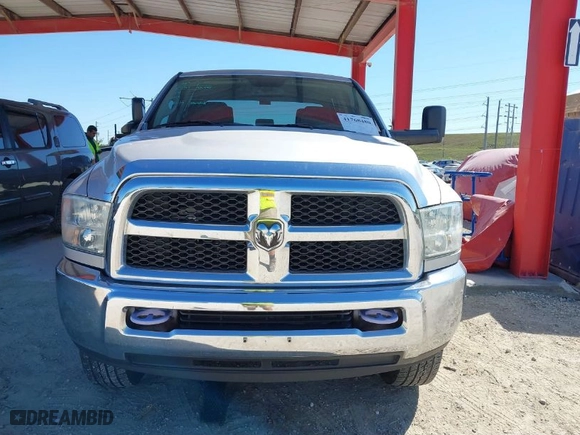 2014 Ram 2500 Tradesman with VIN 3C6UR5CJ2EG322271, listed as a IAAI auction lot 41768480 with 86,400 mi miles. Bid and sale history available at carsss.com. Image 12.