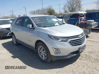 2020 Chevrolet Equinox LT with VIN 2GNAXUEV8L6165776, listed as a IAAI auction lot 41712136 with 132,479 mi miles. Bid and sale history available at carsss.com. Image 1.