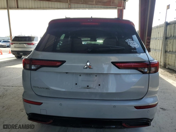 2023 Mitsubishi Outlander SE with VIN JA4J4UA81PZ047428, listed as a Copart auction lot 52618675 with 27,784 mi miles and Non Repairable. Bid and sale history available at carsss.com. Image 6.