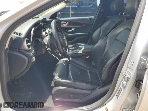 2018 Mercedes-Benz C 300 z VIN WDDWF4KB8JR346072, wystawiony jako Copart lot #59077565 z przebiegiem 88 995 mil mil oraz Nie do naprawy • Non repairable. Historia ofert i sprzedaży dostępna na DreamBid. Obrazek 7.
