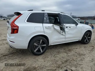 2018 Volvo XC90 Momentum with VIN YV4A22PK3J1214605, listed as a Copart auction lot 43333685 with 80,339 mi miles and Clean Title. Bid and sale history available at carsss.com. Image 3.