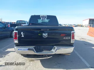 2013 Ram 1500 ST z VIN 1C6RR7FP8DS611213, wystawiony jako IAAI lot #41384202 z przebiegiem 155 734 mil mil oraz . Historia ofert i sprzedaży dostępna na DreamBid. Obrazek 16.