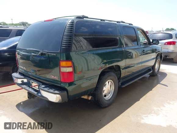 2002 GMC Yukon XL SLT with VIN 3GKEC16Z92G213251, listed as a IAAI auction lot 42130871 with 179,931 mi miles. Bid and sale history available at carsss.com. Image 4.