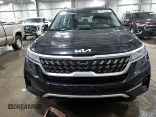 2023 Kia Seltos Nightfall with VIN KNDEUCA26P7405194, listed as a Copart auction lot 48756045 with 26,885 mi miles and Salvage Title. Bid and sale history available at DreamBid. Image 5.