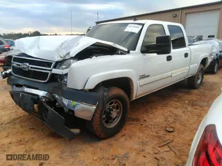 2006 Chevrolet Silverado 2500HD LT3 with VIN 1GCHK23D26F190154, listed as a IAAI auction lot 41173966 with NaN miles. Bid and sale history available at carsss.com. Image 17.