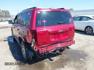 2017 Jeep Patriot Sport with VIN 1C4NJPBA4HD169654, listed as a IAAI auction lot 41757079 with 92,917 mi miles. Bid and sale history available at carsss.com. Image 6.