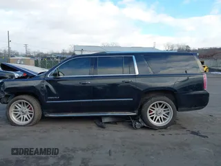 2020 GMC Yukon XL Denali with VIN 1GKS2HKJ9LR162043, listed as a IAAI auction lot 41351046 with 93,358 mi miles. Bid and sale history available at carsss.com. Image 14.