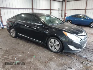 2015 Hyundai Sonata Hybrid Limited with VIN KMHEC4A40FA121325, listed as a IAAI auction lot 41976708 with 187,387 mi miles. Bid and sale history available at carsss.com. Image 1.