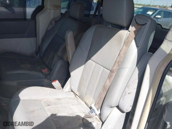 2008 Chrysler Town & Country Touring with VIN 2A8HR54P18R142722, listed as a IAAI auction lot 41708563 with NaN miles. Bid and sale history available at carsss.com. Image 6.