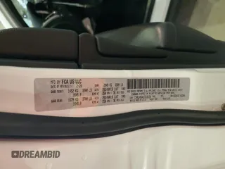 2020 Jeep Grand Cherokee Limited z VIN 1C4RJFBG4LC318126, wystawiony jako Copart lot #47589325 z przebiegiem 58 682 mil mil oraz Nie do naprawy • Non repairable. Historia ofert i sprzedaży dostępna na DreamBid. Obrazek 14.