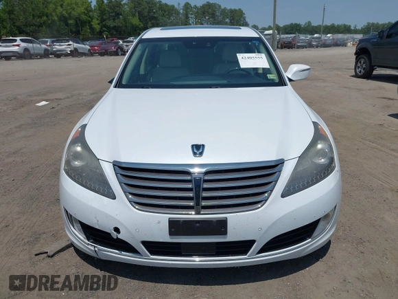 2016 Hyundai Equus Signature with VIN KMHGH4JH7GU102560, listed as a IAAI auction lot 42405555 with 95,702 mi miles and . Bid and sale history available at DreamBid. Image 12.