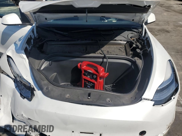 2022 Tesla Model Y Long Range with VIN 7SAYGDEE8NF340096, listed as a Copart auction lot 49357995 with 40,320 mi miles and Salvage Title. Bid and sale history available at carsss.com. Image 12.