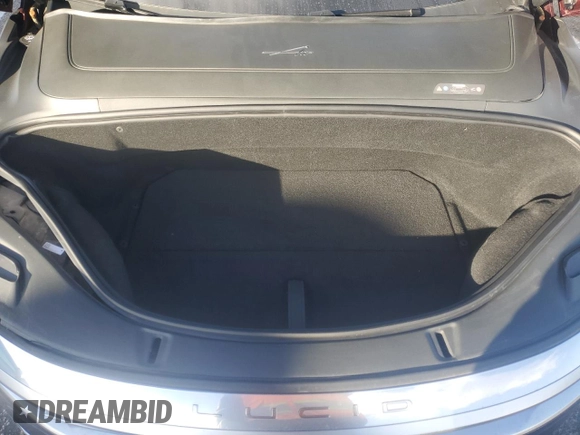 2023 Lucid Air Grand Touring z VIN 50EA1GBA1PA001190, wystawiony jako Copart lot #86923954 z przebiegiem 9658 mil mil oraz Szkody całkowita. Historia ofert i sprzedaży dostępna na DreamBid. Obrazek 11.