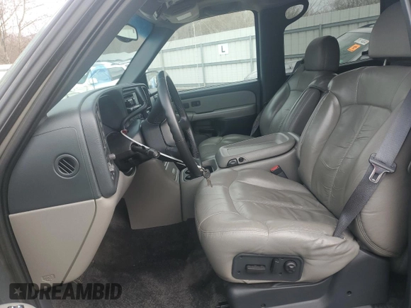2002 Chevrolet Suburban LS with VIN 1GNFK16Z92J182978, listed as a Copart auction lot 47633055 with 102,157 mi miles and Clean Title. Bid and sale history available at carsss.com. Image 7.