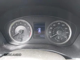 2020 Hyundai Santa Fe SE with VIN 5NMS2CAD8LH161464, listed as a IAAI auction lot 42353895 with 70,429 mi miles and . Bid and sale history available at DreamBid. Image 7.