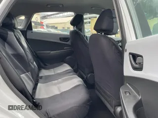 2019 Hyundai Kona SE with VIN KM8K12AA9KU266794, listed as a Copart auction lot 43103713 with 84,156 mi miles. Bid and sale history available at carsss.com. Image 6.