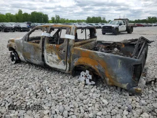 2012 Nissan Frontier Pro-4X z VIN 1N6AD0EVXCC456598, wystawiony jako Copart lot #57412175 z przebiegiem Nie podano mil oraz Nie do naprawy • Non repairable. Historia ofert i sprzedaży dostępna na DreamBid. Obrazek 2.