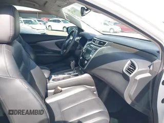 2023 Nissan Murano SV z VIN 5N1AZ2BS4PC114673, wystawiony jako IAAI lot #41566274 z przebiegiem 38 793 mil mil oraz . Historia ofert i sprzedaży dostępna na DreamBid. Obrazek 5.