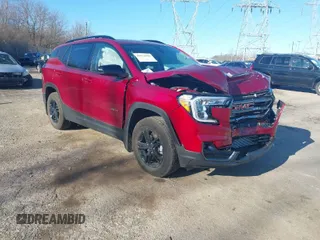 2022 GMC Terrain AT4 with VIN 3GKALYEV4NL195923, listed as a IAAI auction lot 41815009 with 26,862 mi miles. Bid and sale history available at carsss.com. Image 1.