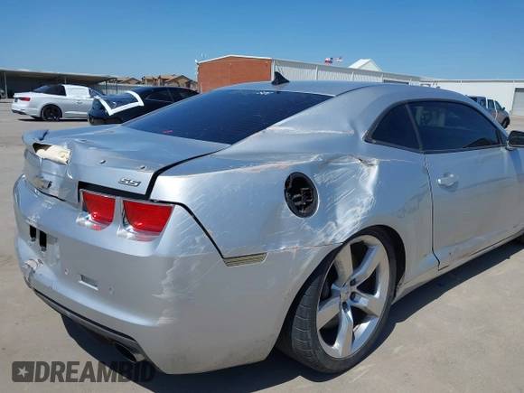 2011 Chevrolet Camaro 2SS with VIN 2G1FK1EJ1B9103568, listed as a IAAI auction lot 41984107 with 116,208 mi miles and . Bid and sale history available at DreamBid. Image 6.
