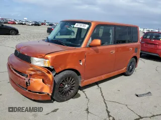 2004 Scion xB with VIN JTLKT324040160939, listed as a Copart auction lot 50758785 with 206,584 mi miles and Salvage Title. Bid and sale history available at carsss.com. Image 1.